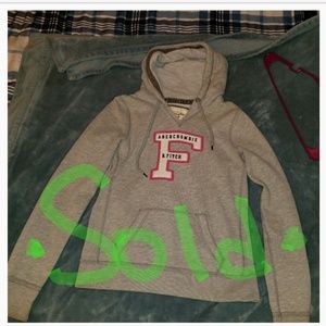 Abercrombie & Fitch Pullover Hoodie